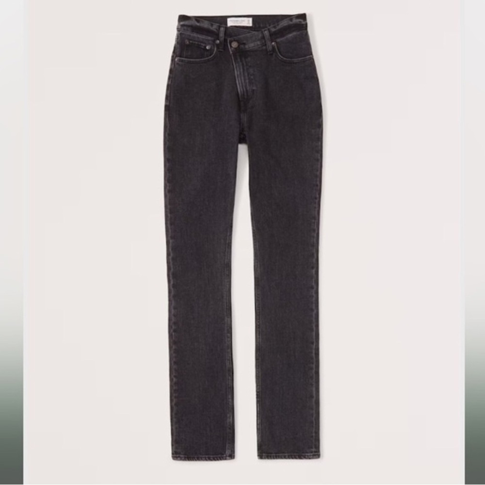 Abercrombie & Fitch Ultra High Rise 90s Slim Straight Jean Black Size 6s